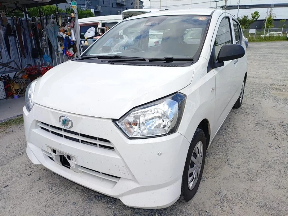 Daihatsu Mira e:S LA350S 2019